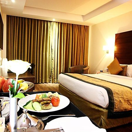 Aravali Clarks Inn Alwar Esterno foto