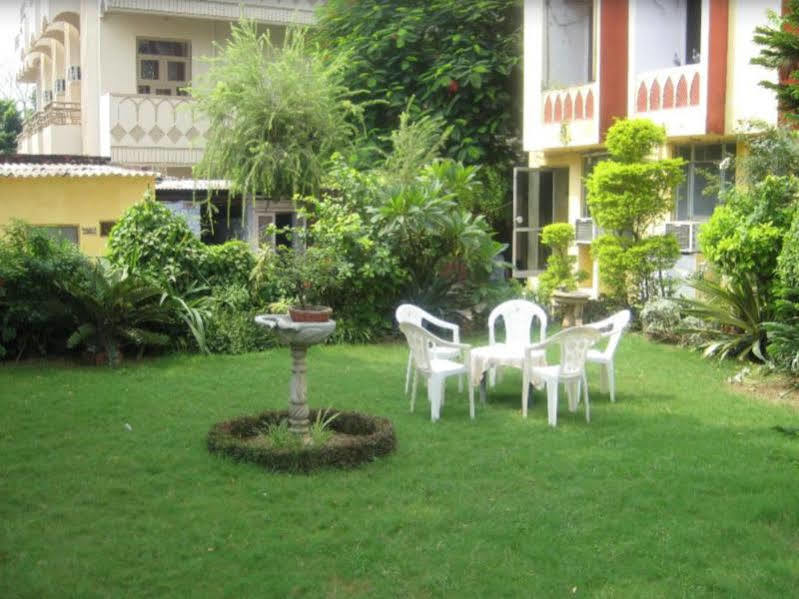 Aravali Clarks Inn Alwar Esterno foto