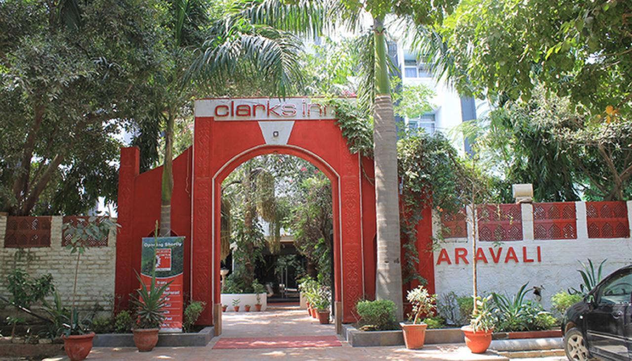 Aravali Clarks Inn Alwar Esterno foto