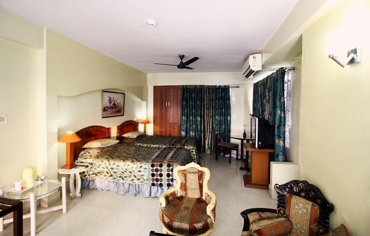 Aravali Clarks Inn Alwar Esterno foto