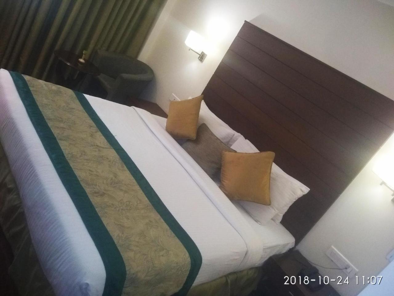 Aravali Clarks Inn Alwar Esterno foto
